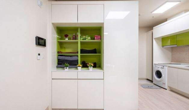 울산 삼산 세컨드로미로미아로마 로비2