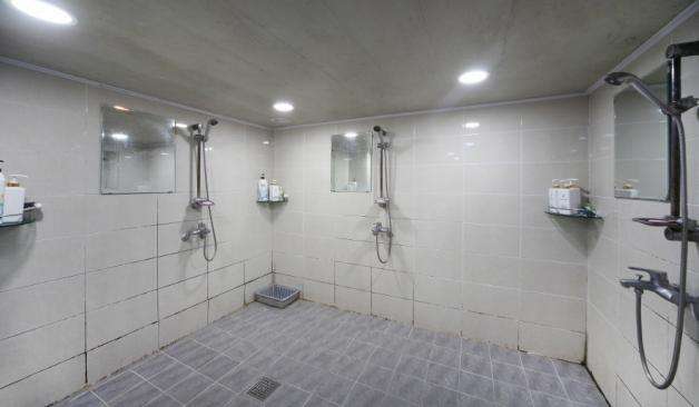 부산 금정구 서동 킹타이 샤워실