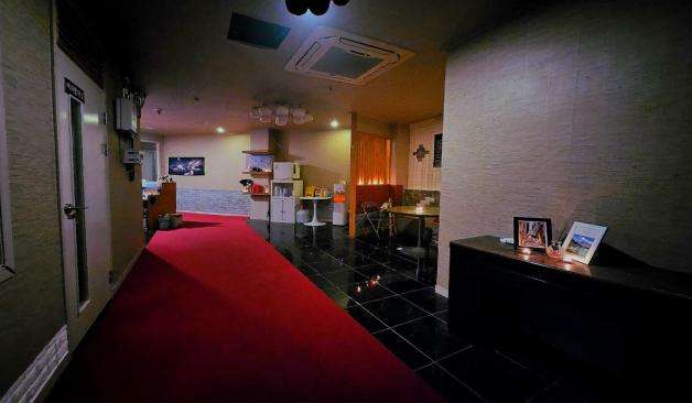 이천 창전동 로얄스웨디시 카운터