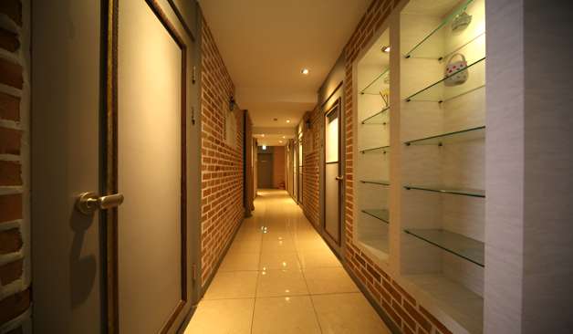 광주 진월동 진월테라피 복도