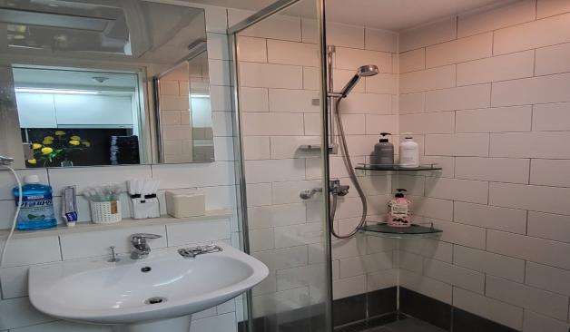 송파 문정 1인샵 도도스웨디시 욕실