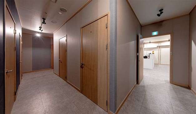 시흥 배곧 골드아로마테라피 미니멀한 복도 이미지5