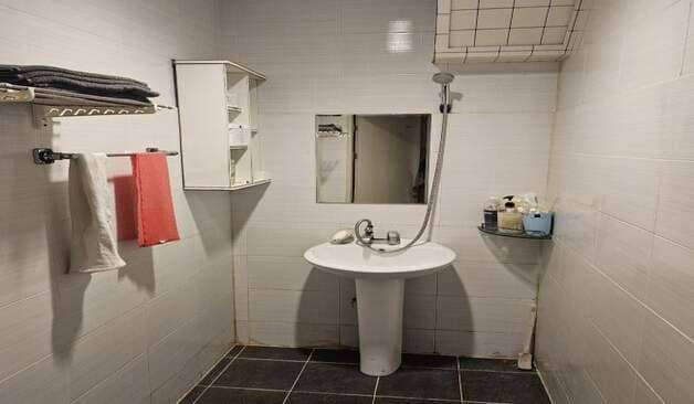 창원 마산 명품마사지 샤워실