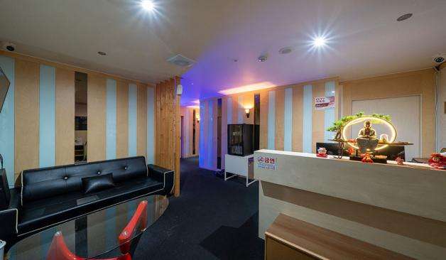 안산 고잔동 라스트 마사지샵 카운터 로비