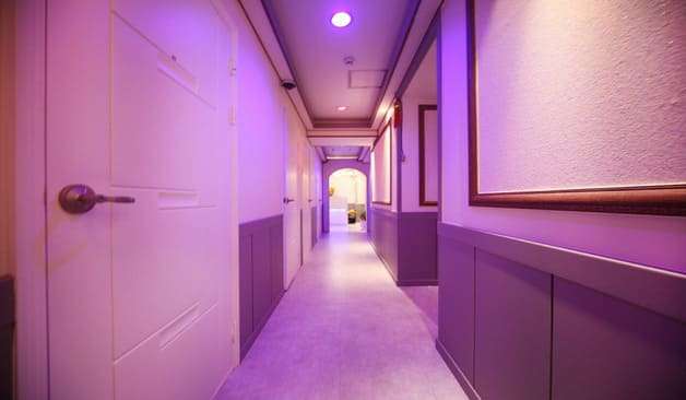 여주 홍문동 휴마사지 복도 실제 샵사진3