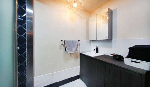 종로 종각역 새콤스웨디시 세면대 실제 샵사진