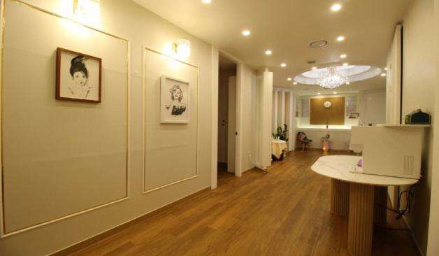 부산 서면 벨라엠 복도