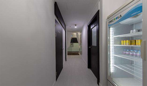 일산 장항동 1인샵 하와이스웨디시  복도3