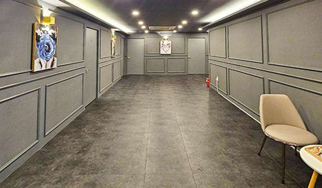 대전 탄방역 첫사랑테라피 복도1