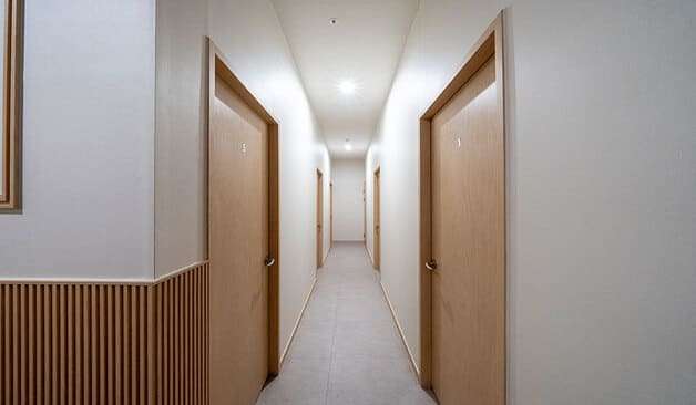 남양주 다산 킹테라피 복도 실제 샵사진2