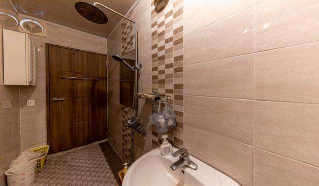 정선 사북 청담타이마사지 샤워실