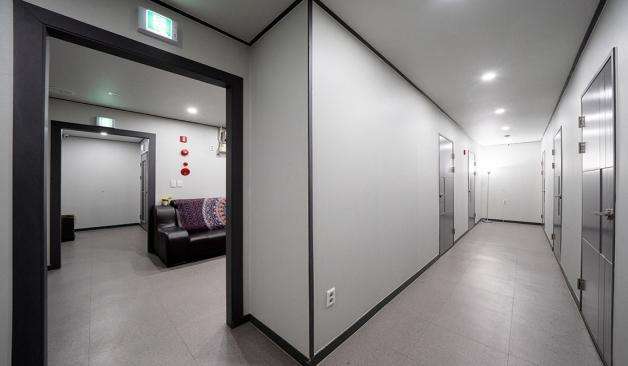 대구 평리동 신타이 복도