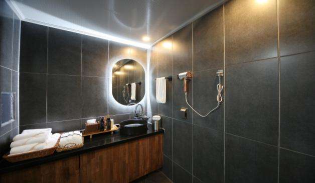 진주 봉곡동 Q타이 파우더룸 실제 샵사진