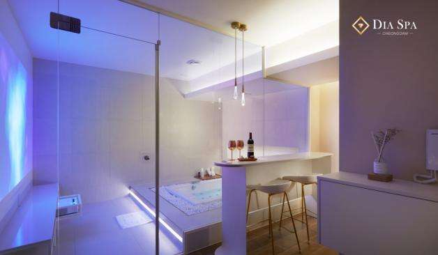 청담-아리아스파(압구정로데오역)