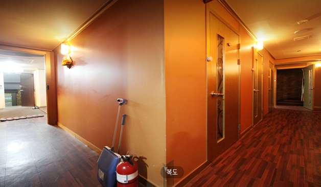 인천 간석동 더몽마사지 복도2