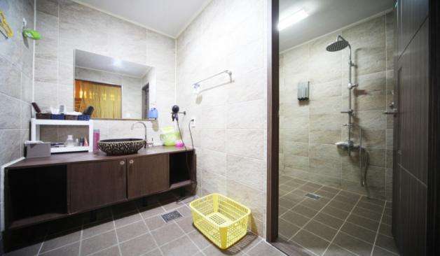 가평 읍내리 힐링왓포 샤워실