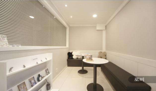 모아이왁싱 로비