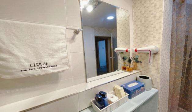 제주 연동 더테라 샤워실