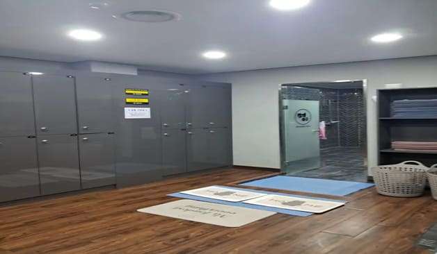 목포 옥암동 명테라피 샤워실 입구 락커