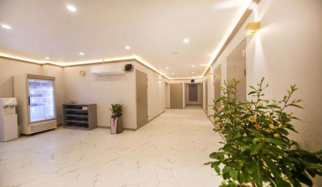 김해 진영읍 야몽타이 로비