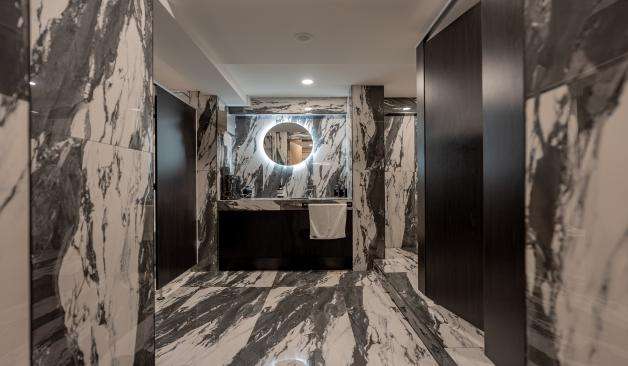 강남 논현동 카스탈리아 복도