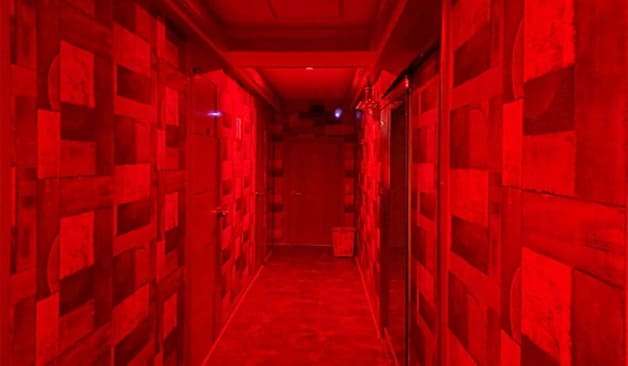 창원 봉곡동 조선 마사지샵 복도 2