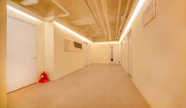 강남 청담 루체테라피 복도